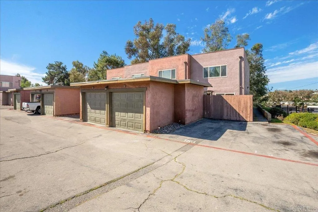 https://cdn.realtyfeed.com/cdn/127/306660168/04282fec05f5e850b592b62caef10eaa.webp