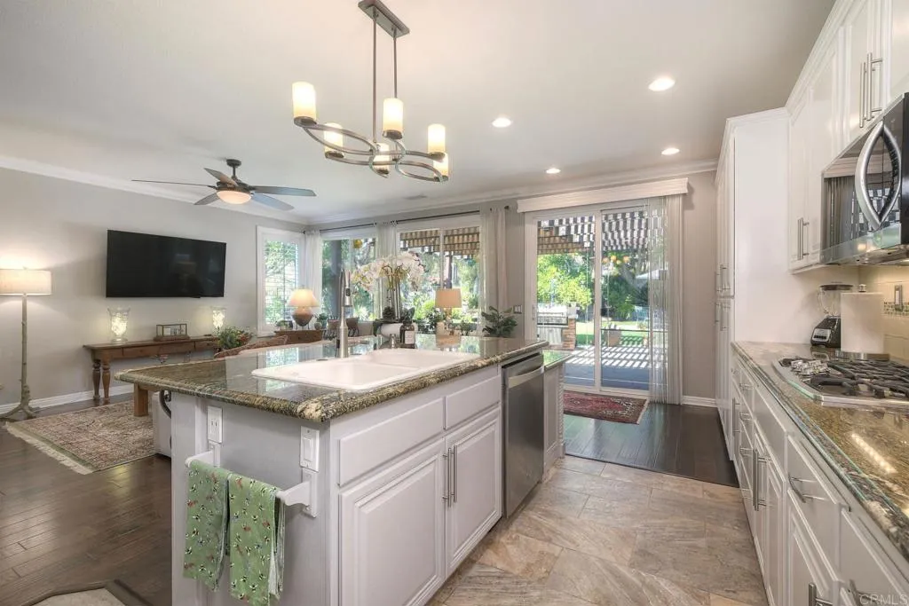 https://cdn.realtyfeed.com/cdn/127/306660186/0f92b9a742843d6d9c5a2591b05b93cc.webp