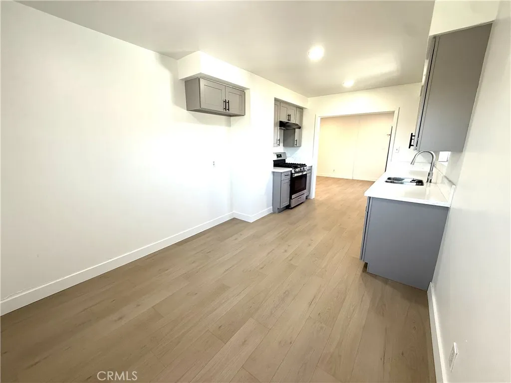 11601 Birch Avenue Unit C, Hawthorne, CA 90250 - Photo 5 of 17, Hawthorne, CA