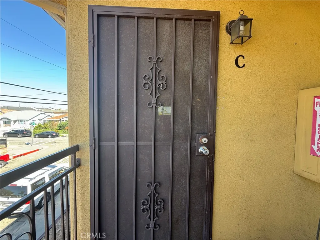 11601 Birch Avenue Unit C, Hawthorne, CA 90250 - Photo 2 of 17, Hawthorne, CA