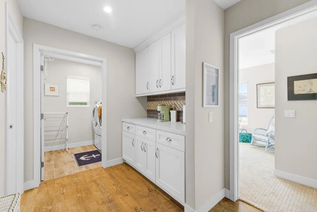 https://cdn.realtyfeed.com/cdn/127/306660307/3186323b1f5ad2754c79f39091d5ba69.webp