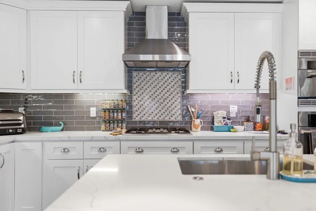 https://cdn.realtyfeed.com/cdn/127/306660307/48e587782190766b2d21e13583179988.webp