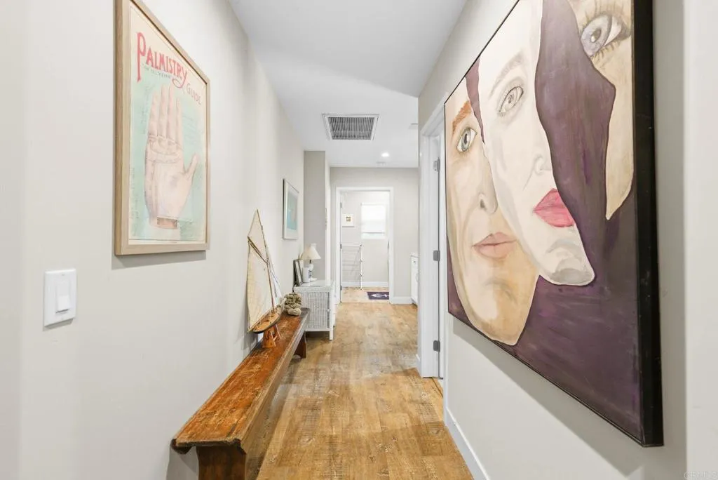 https://cdn.realtyfeed.com/cdn/127/306660307/916f1f05f90927dd612aa374db596734.webp