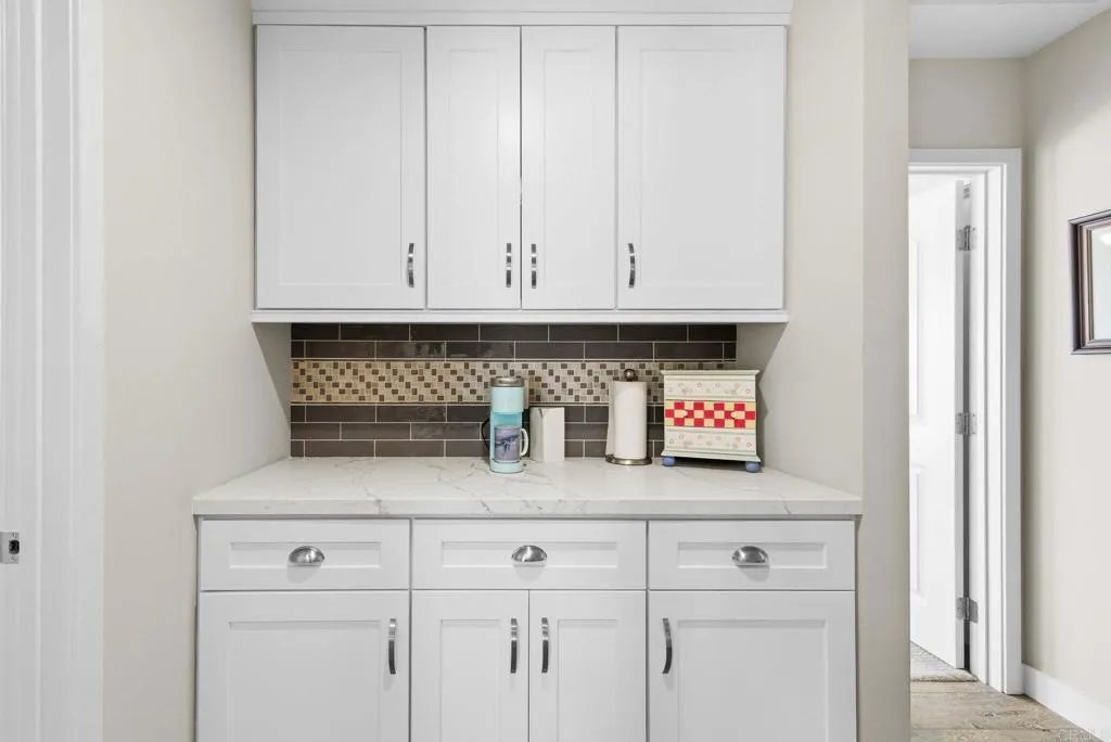 https://cdn.realtyfeed.com/cdn/127/306660307/932103807898d50010f206835cc36e2c.webp