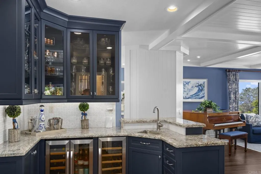 https://cdn.realtyfeed.com/cdn/127/306660317/2fcb16625904053bdf3d7373b7fdb01f.webp
