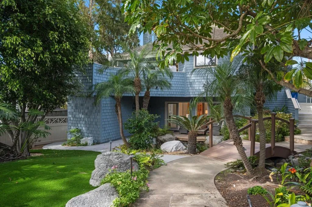 https://cdn.realtyfeed.com/cdn/127/306660317/93969514c18dde0bfcb1bfb5beed43c6.webp