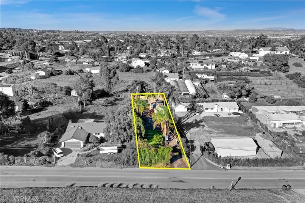 https://cdn.realtyfeed.com/cdn/127/306660381/0523ca7bfe1faaf40cf24008913ac595.webp