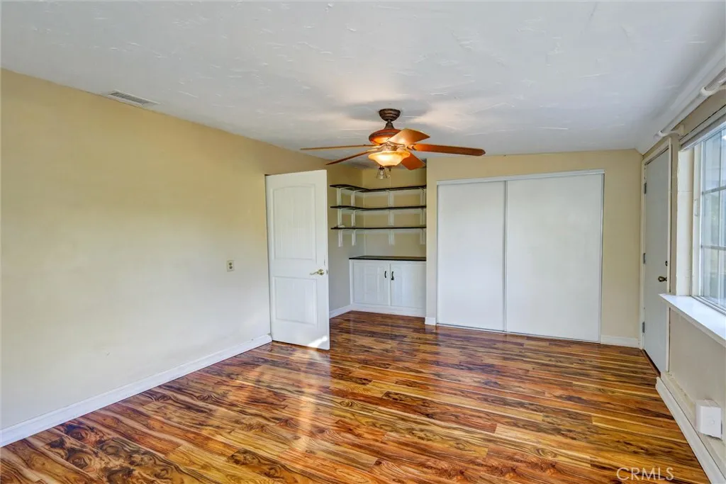 https://cdn.realtyfeed.com/cdn/127/306660381/31d98bbe561f3cb550fe67c231dae29f.webp