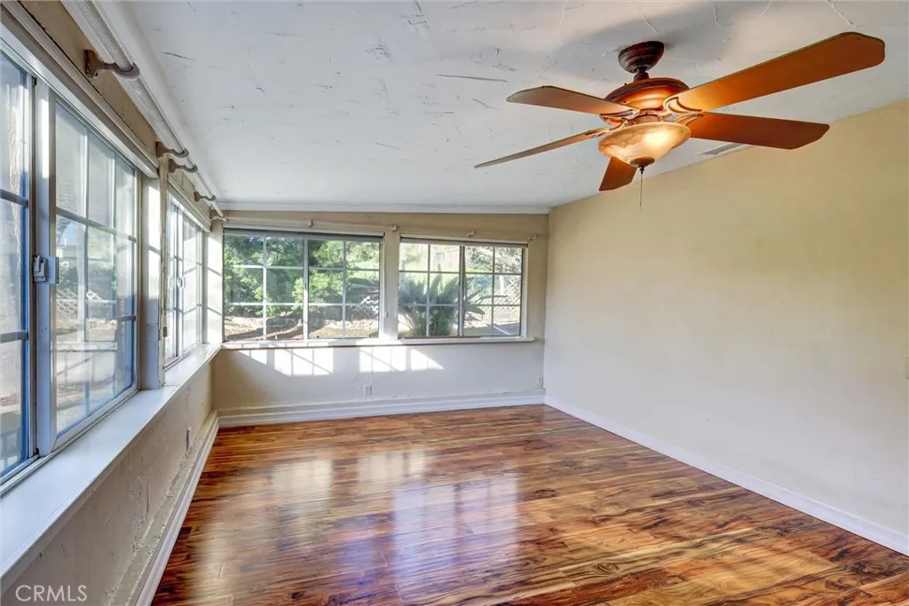 https://cdn.realtyfeed.com/cdn/127/306660381/451581df9489a01d95d0d6f4811cf480.webp