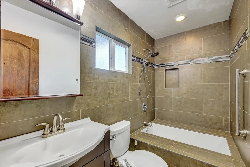 https://cdn.realtyfeed.com/cdn/127/306660381/56280b209894f1abe9826a13a2eda1fc.webp