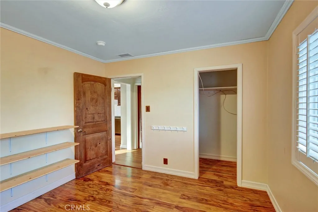 https://cdn.realtyfeed.com/cdn/127/306660381/744c1c86688f03addcfac17b7a150091.webp