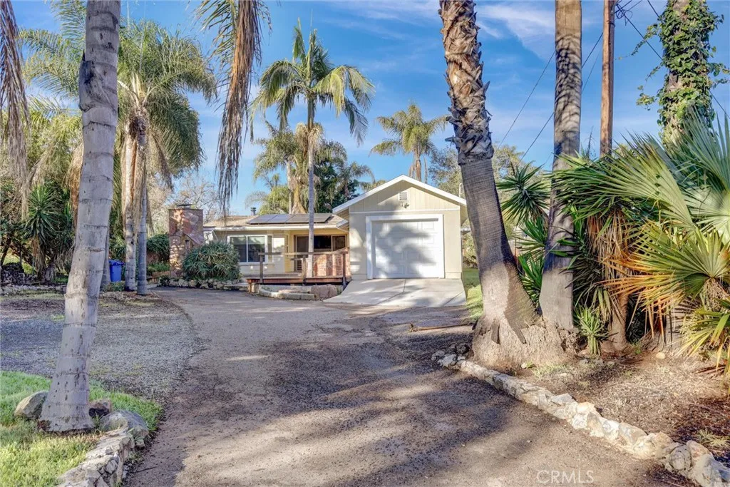 https://cdn.realtyfeed.com/cdn/127/306660381/d722a4faf2cbd46b165b85cf6eeaafc3.webp