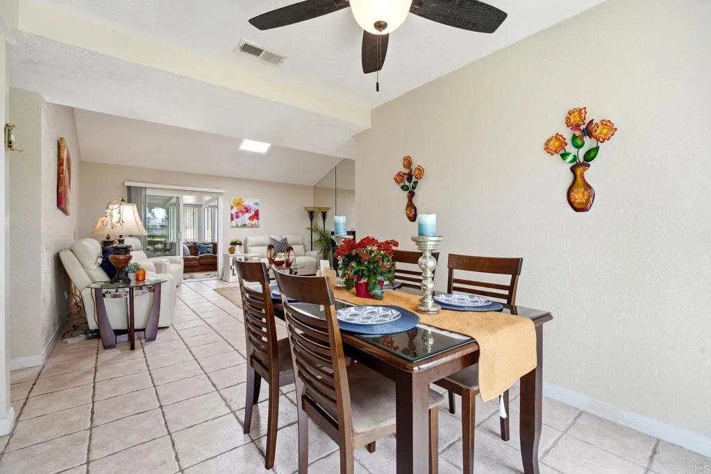 https://cdn.realtyfeed.com/cdn/127/306660386/1bb413c114322aa79f706b548baab6c8.webp