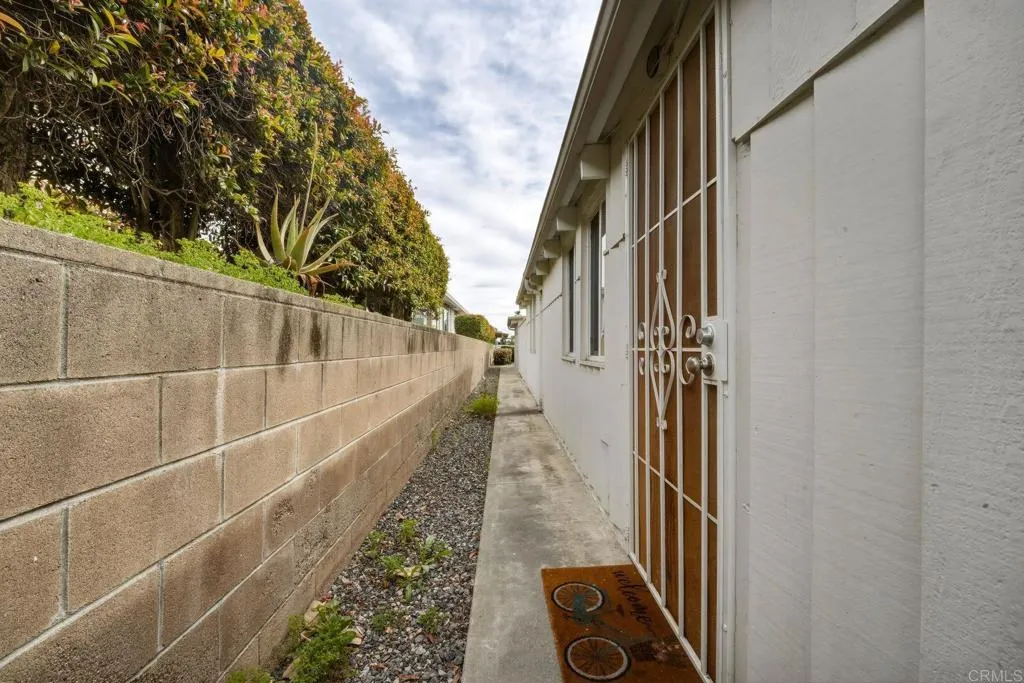 https://cdn.realtyfeed.com/cdn/127/306660386/289c92e68259e4ce3d113434dacb0e18.webp