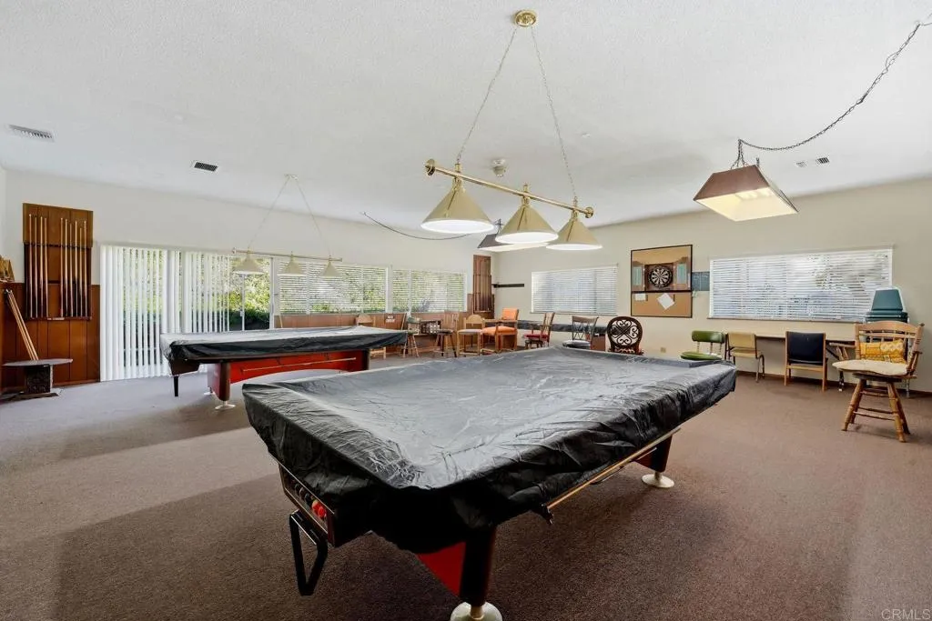 https://cdn.realtyfeed.com/cdn/127/306660386/7fc7f5e8ed768a3071a0ab0bbd58c3d4.webp