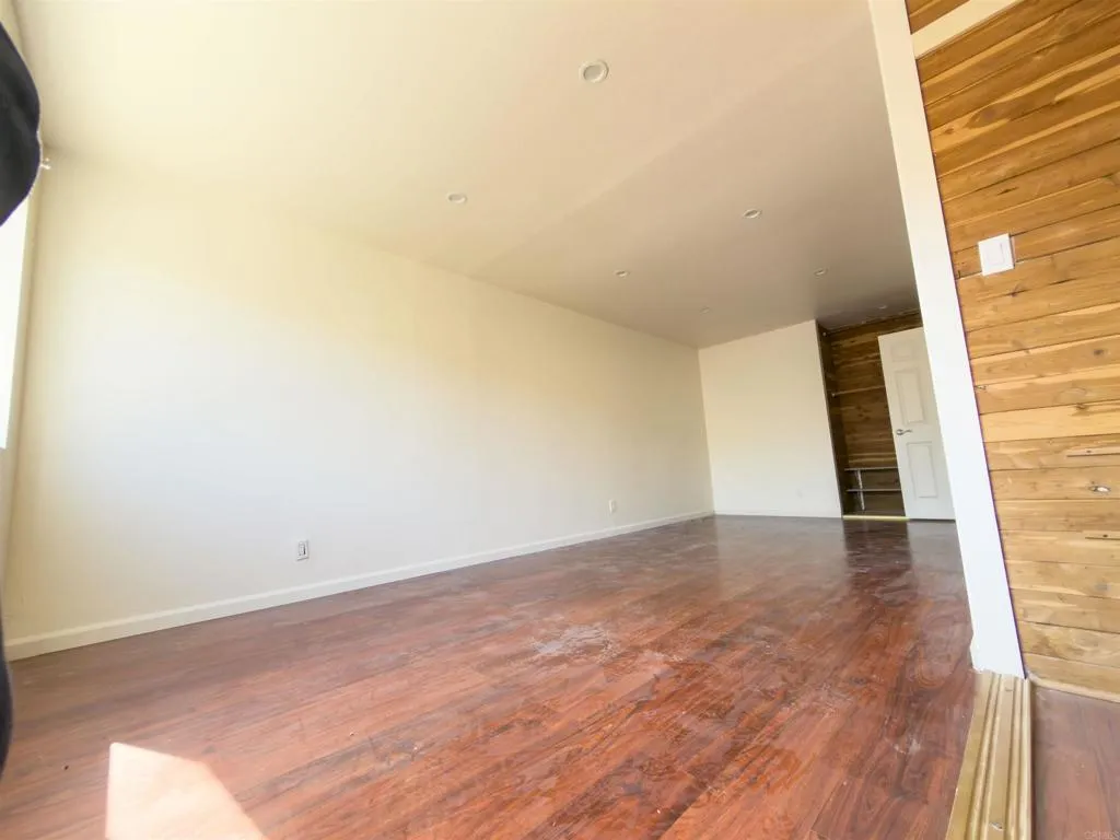 https://cdn.realtyfeed.com/cdn/127/306660432/2085978206a831975e333940bc4ffadc.webp
