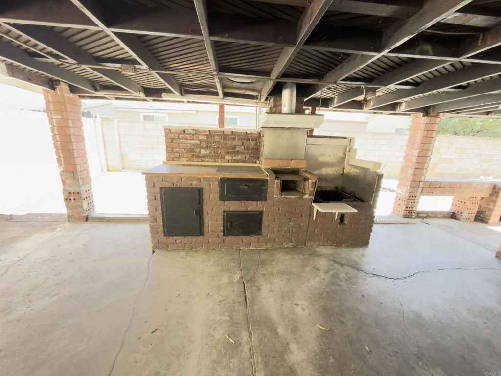 https://cdn.realtyfeed.com/cdn/127/306660432/672c82531dd2c4d4ca7f1defa370fcb7.webp