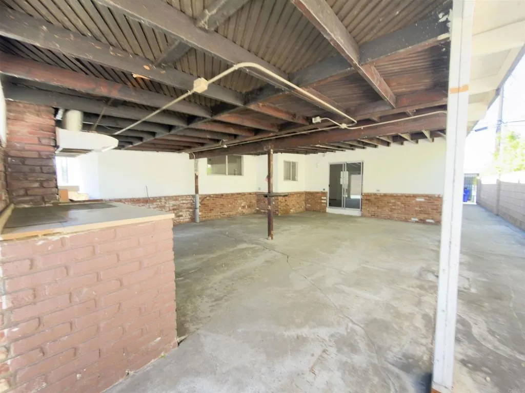 https://cdn.realtyfeed.com/cdn/127/306660432/abf6f81659810790cfeefa5e265c5d29.webp