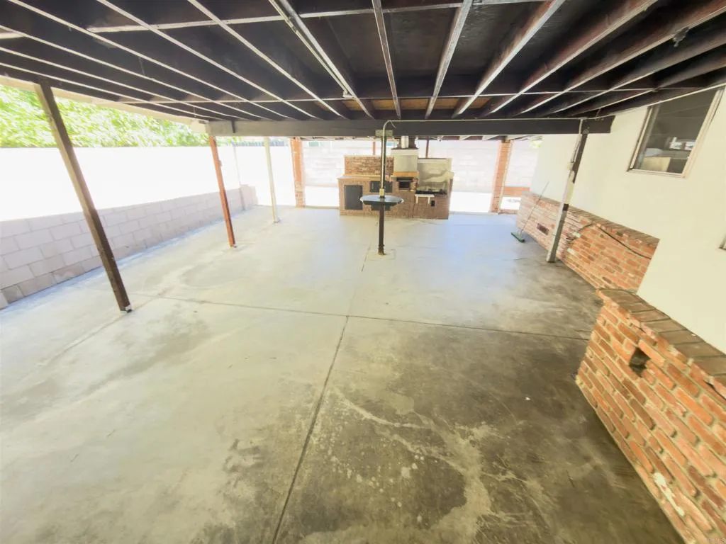 https://cdn.realtyfeed.com/cdn/127/306660432/dc6754a8ae005b37c4446727e77b7d7e.webp