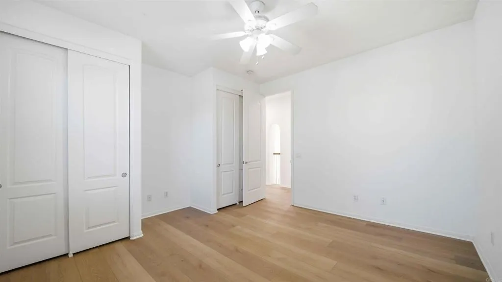 https://cdn.realtyfeed.com/cdn/127/306660437/6ec94018b4abd29e62e2afe98a9de9a6.webp
