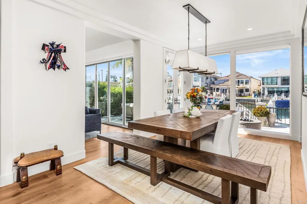 https://cdn.realtyfeed.com/cdn/127/306660532/22da54c0e650ed77298d4161d16582be.webp