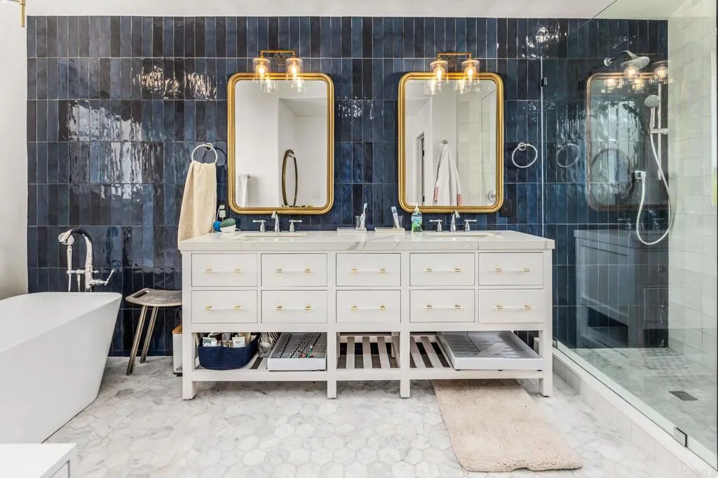 https://cdn.realtyfeed.com/cdn/127/306660532/fd317b00f9890b804702b38f5b3f2065.webp