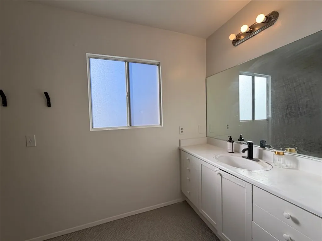 911 Beaudry Avenue UNIT E, Los Angeles, CA, 90012
