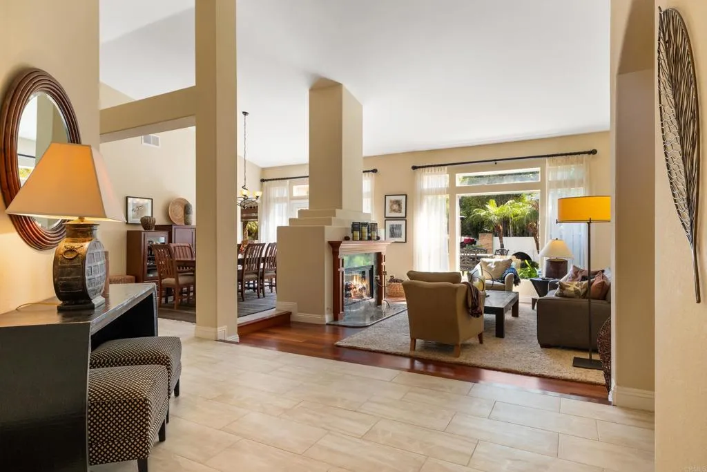 https://cdn.realtyfeed.com/cdn/127/306660679/0c1c55b47950fe4de6908733e782735c.webp