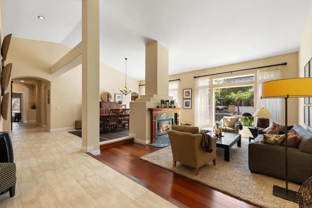 https://cdn.realtyfeed.com/cdn/127/306660679/4d5e0519c619716dadb9b305917c6154.webp