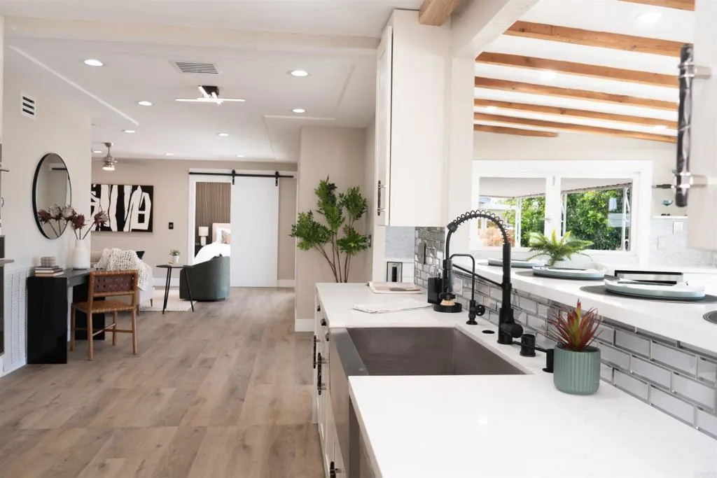https://cdn.realtyfeed.com/cdn/127/306660745/043f82dc713d2bac309a786cd0ac6e3d.webp