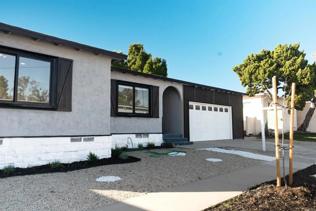 https://cdn.realtyfeed.com/cdn/127/306660745/f8b57d20aafa261872477ff11a505cb9.webp