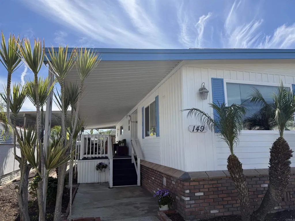 https://cdn.realtyfeed.com/cdn/127/306660764/487bd2cbe5561a612be55553b47f0770.webp