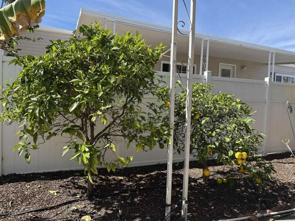 https://cdn.realtyfeed.com/cdn/127/306660764/73d15c591463208cdec918f5b43678b5.webp