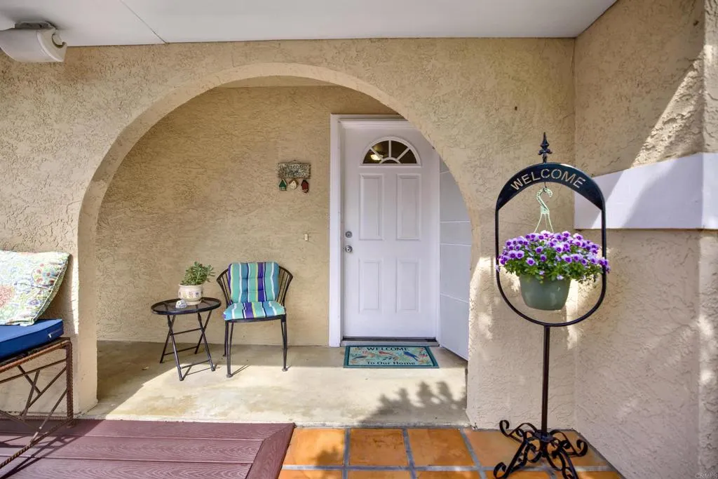 https://cdn.realtyfeed.com/cdn/127/306660766/68abfd74f99d759837b39d8b8ca20297.webp
