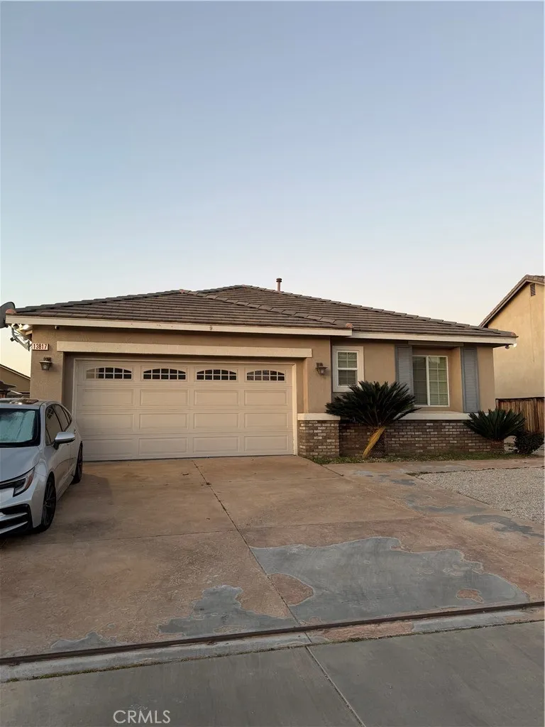 Oak Hills, CA 92344