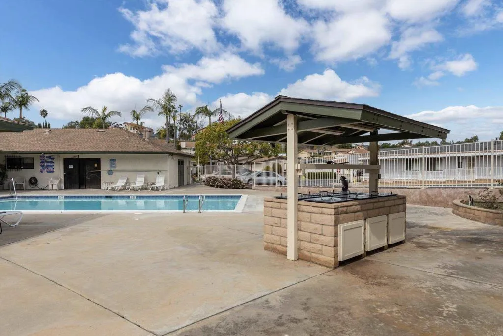 https://cdn.realtyfeed.com/cdn/127/306660775/7480feb9b9a1e138c814f77e3bd71bd6.webp