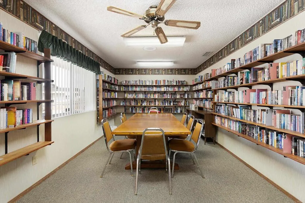 https://cdn.realtyfeed.com/cdn/127/306660775/7a40ac75aa5349fa0574e4b8312d237c.webp