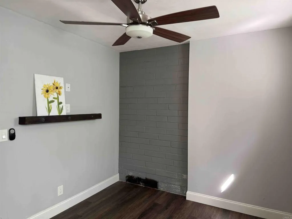 https://cdn.realtyfeed.com/cdn/127/306660794/5e9a517756b9660a9d6c90d6d05450cc.webp