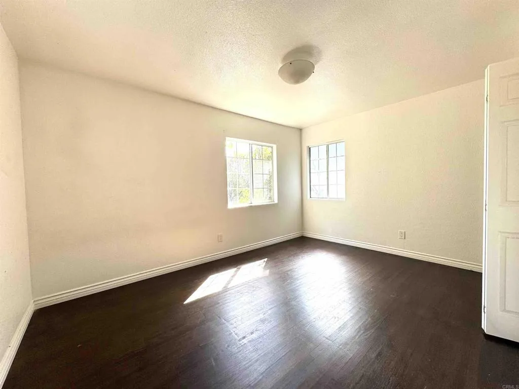 https://cdn.realtyfeed.com/cdn/127/306660794/b0b79086c87cf1d051ac3bbdf521f83a.webp