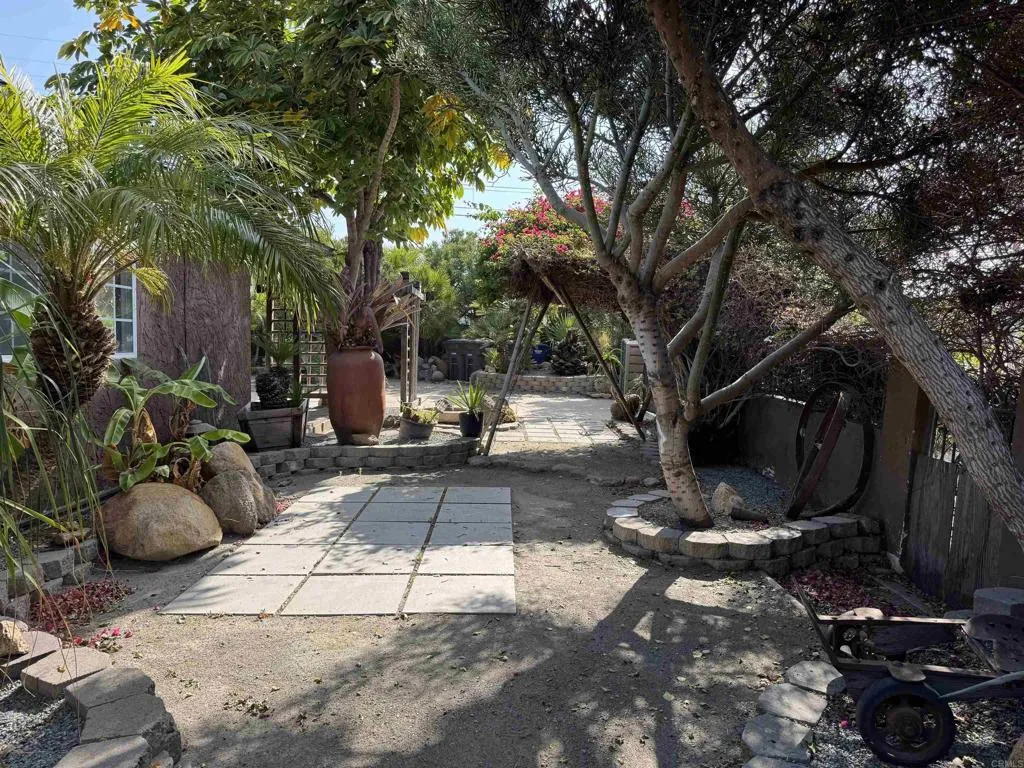 https://cdn.realtyfeed.com/cdn/127/306660794/e3faa5386e61eb1c6d94c40ced14dec1.webp