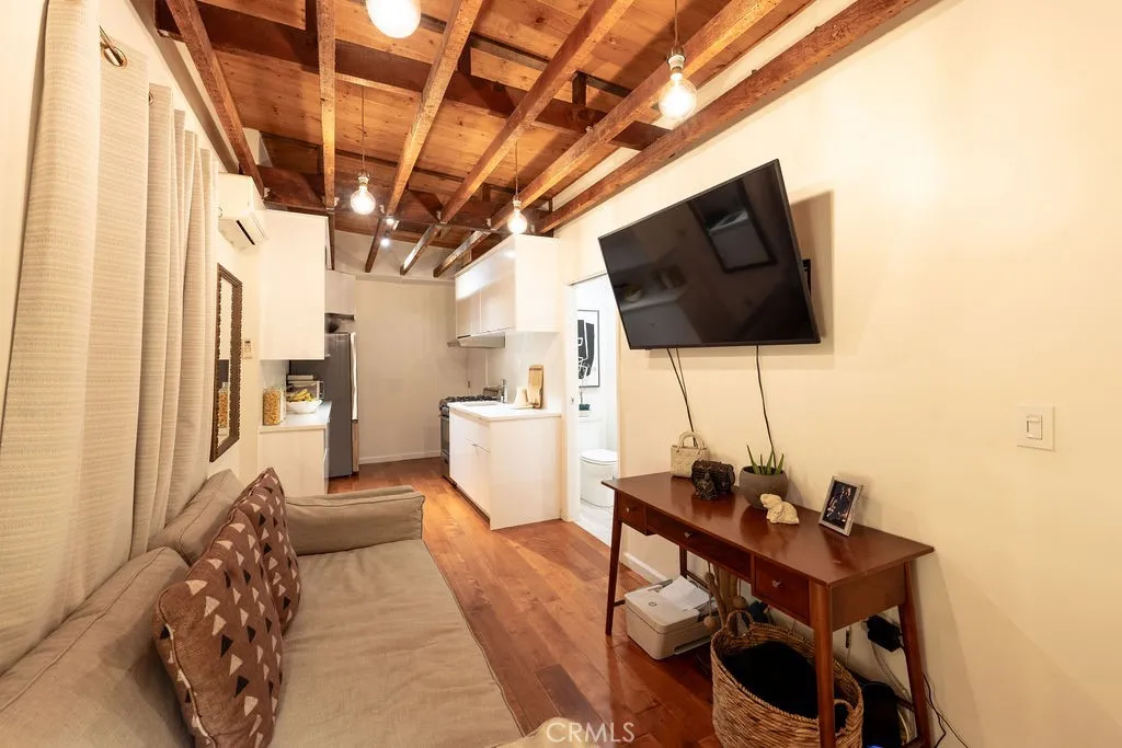 6607 Fountain Ave, Hollywood, CA 90028 - Photo 4 of 13, Hollywood, CA