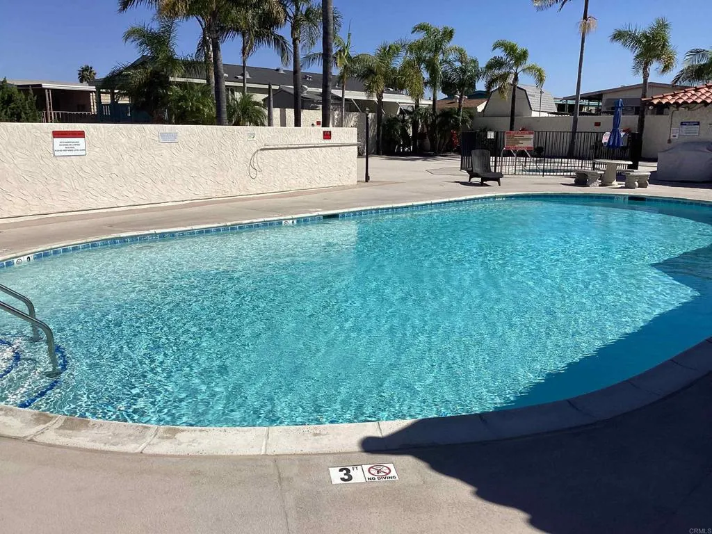 https://cdn.realtyfeed.com/cdn/127/306660936/6d98e88a7e95882cb33595f4ea951c4c.webp