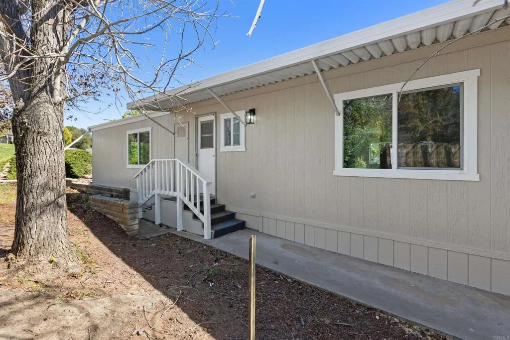 https://cdn.realtyfeed.com/cdn/127/306661020/36e04d8b163b393102984e76122a94c8.webp