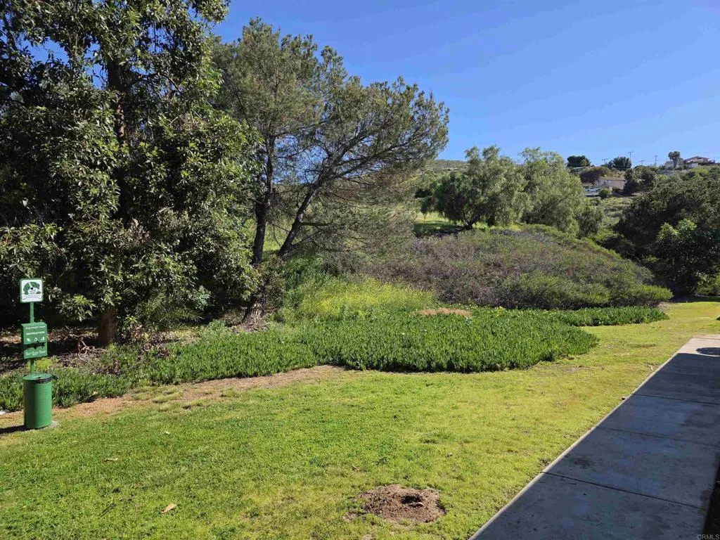 https://cdn.realtyfeed.com/cdn/127/306661096/71cd765900261579514e3193e04ff06a.webp