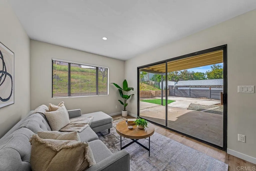 https://cdn.realtyfeed.com/cdn/127/306661114/8355ac5849807576802990c095e8b6aa.webp