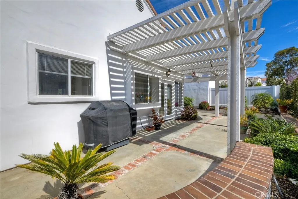 https://cdn.realtyfeed.com/cdn/127/306661132/107600af9bd37459a4a9066b5a16a171.webp
