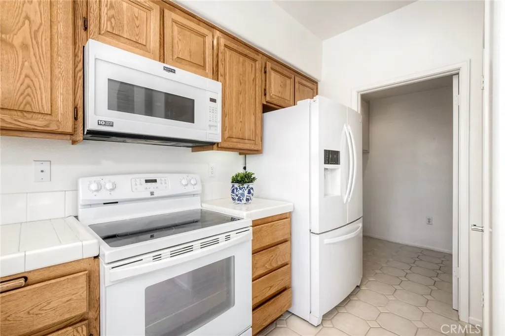 https://cdn.realtyfeed.com/cdn/127/306661132/48e052650ef2858d788e7c1c0c1ad29f.webp