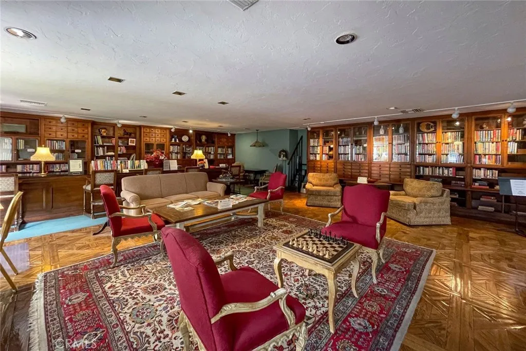 https://cdn.realtyfeed.com/cdn/127/306661132/846980d0e4f4393e7b3aba83276cda56.webp