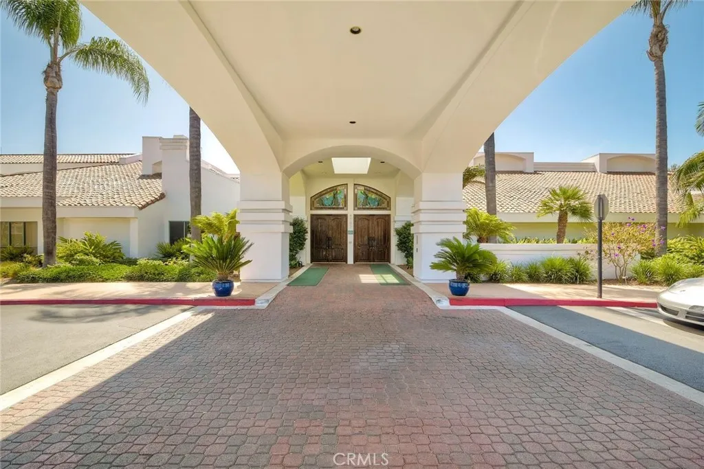 https://cdn.realtyfeed.com/cdn/127/306661132/f74c14b66b375d17659a66b862ebe2a6.webp