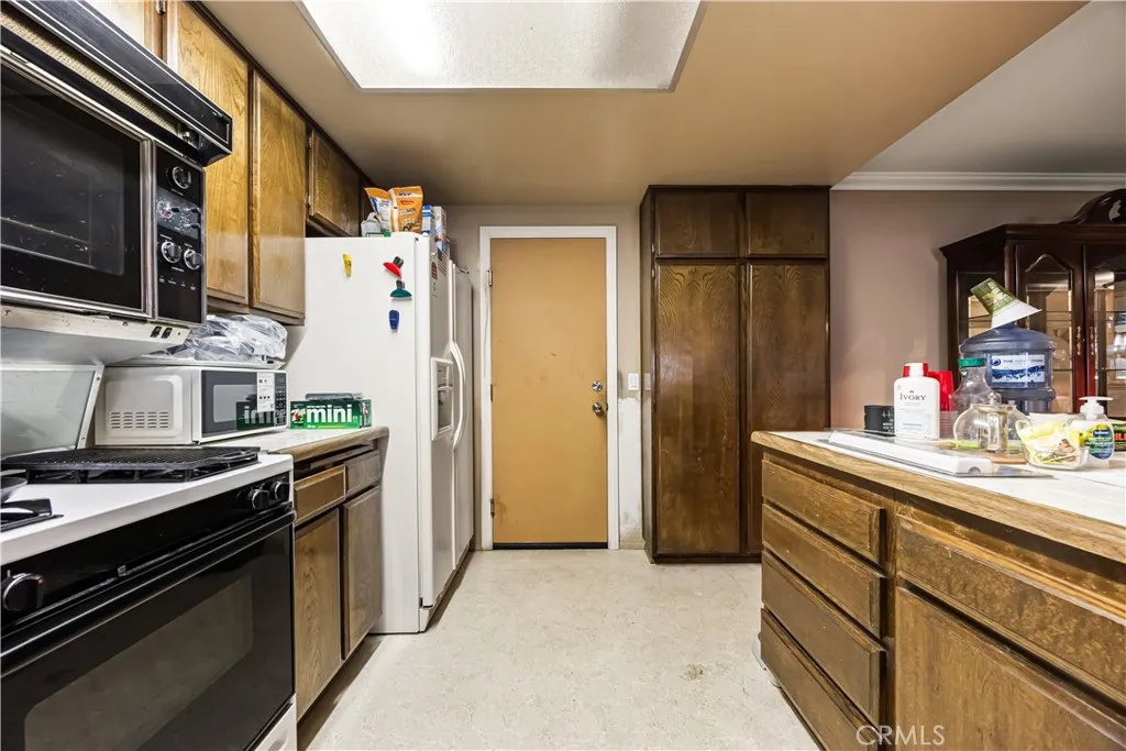 https://cdn.realtyfeed.com/cdn/127/306661149/226aeb4105b19ef8cf946e5ac31cffb3.webp